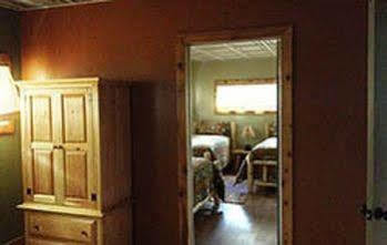 The Yorkshire Inn Phelps المظهر الخارجي الصورة