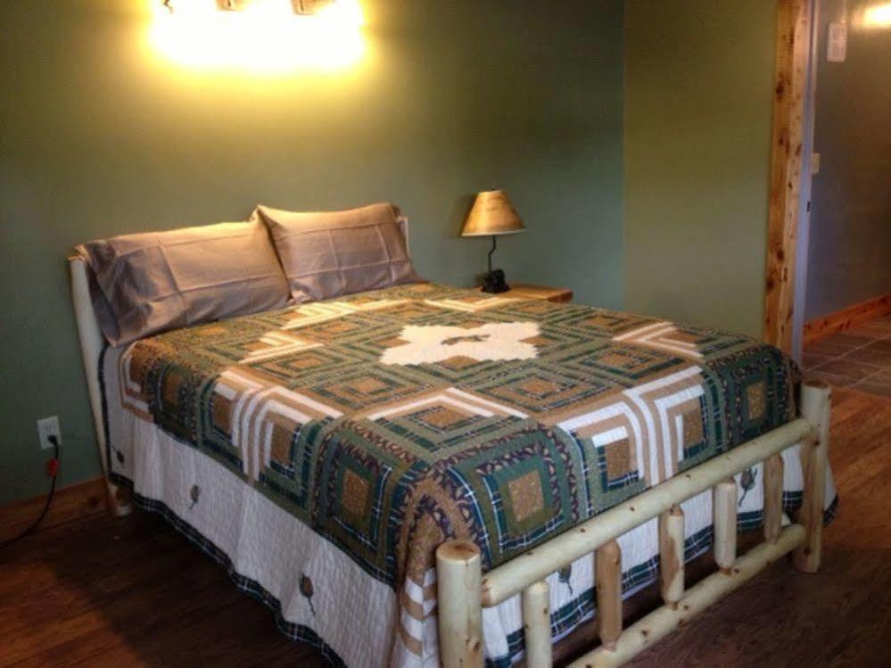 The Yorkshire Inn Phelps المظهر الخارجي الصورة